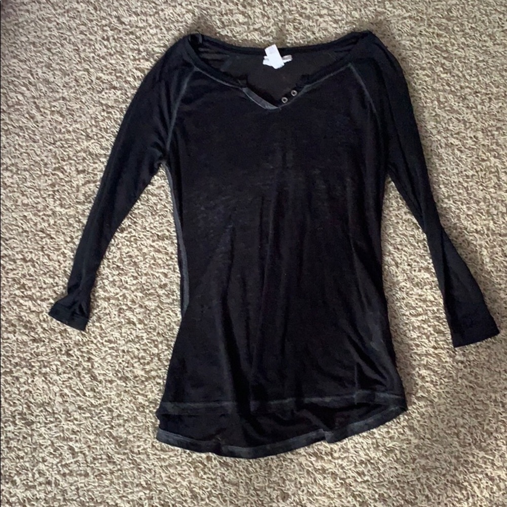 Forever 21 Black light long sleeve